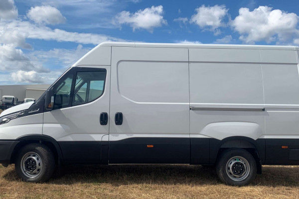 2025 Iveco Daily Van Van Image 5
