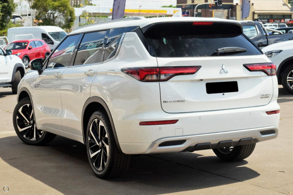 2024 Mitsubishi Outlander ZM Exceed SUV