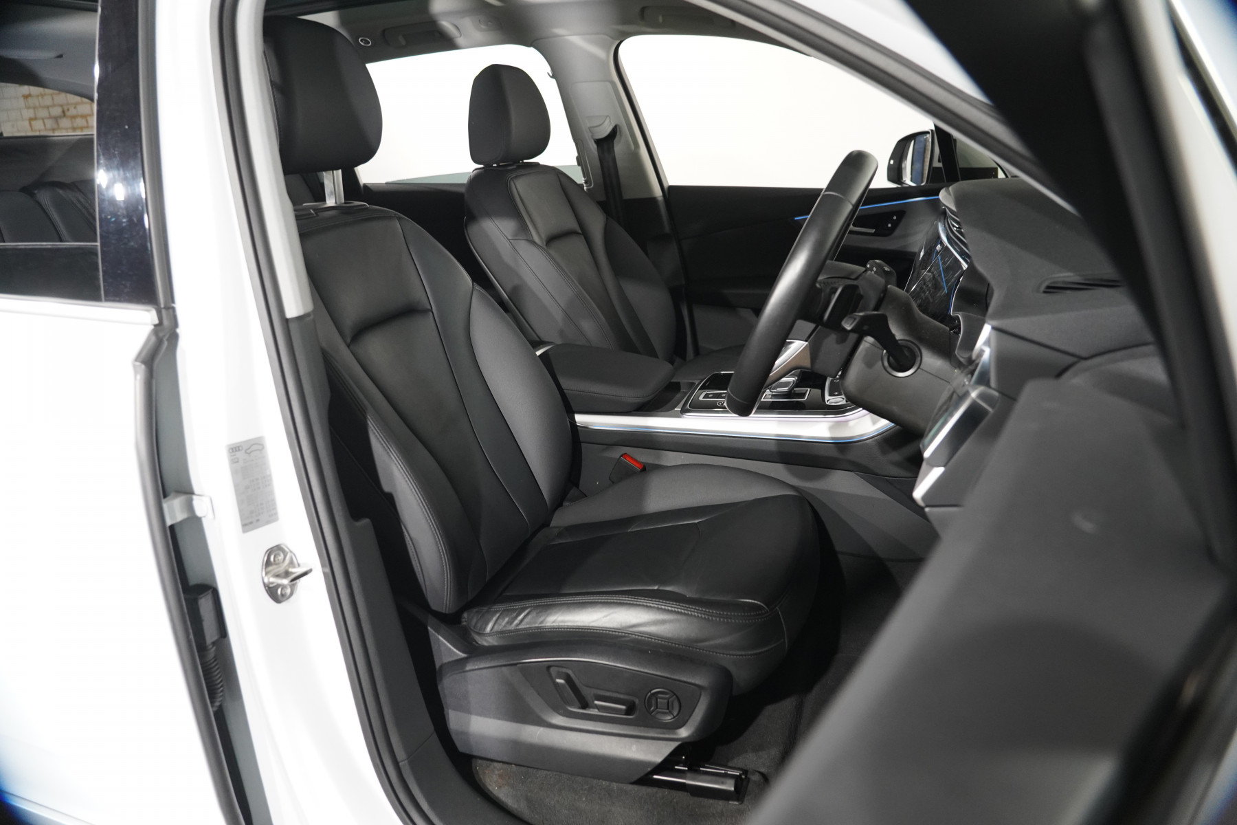 2020 Audi Q7 45 Tdi Quattro SUV Image 30