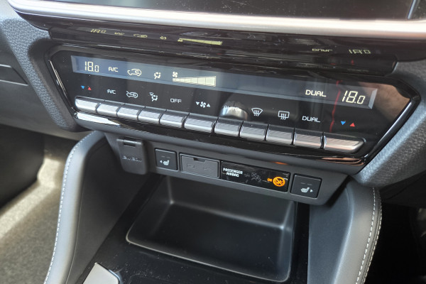 2025 MY25.5 Isuzu MU-X RJ LS-T SUV Image 16