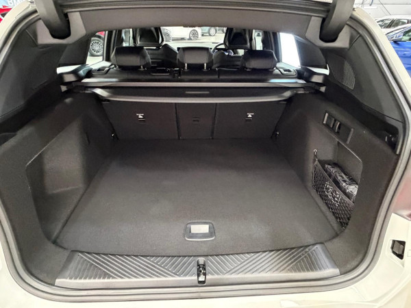 2026 MY25 BMW X3 G45 20 xDrive SUV image 8