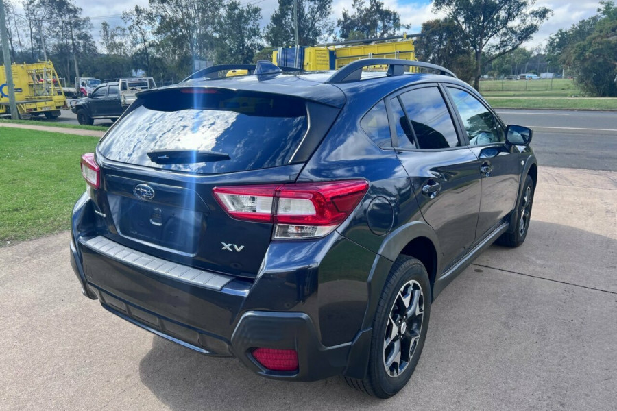 2017 Subaru XV G4-X 2.0i SUV Image 8