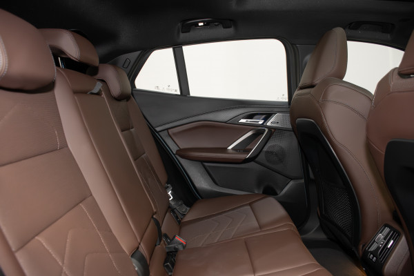2024 BMW iX2 xDrive30 M Sport SUV image 3