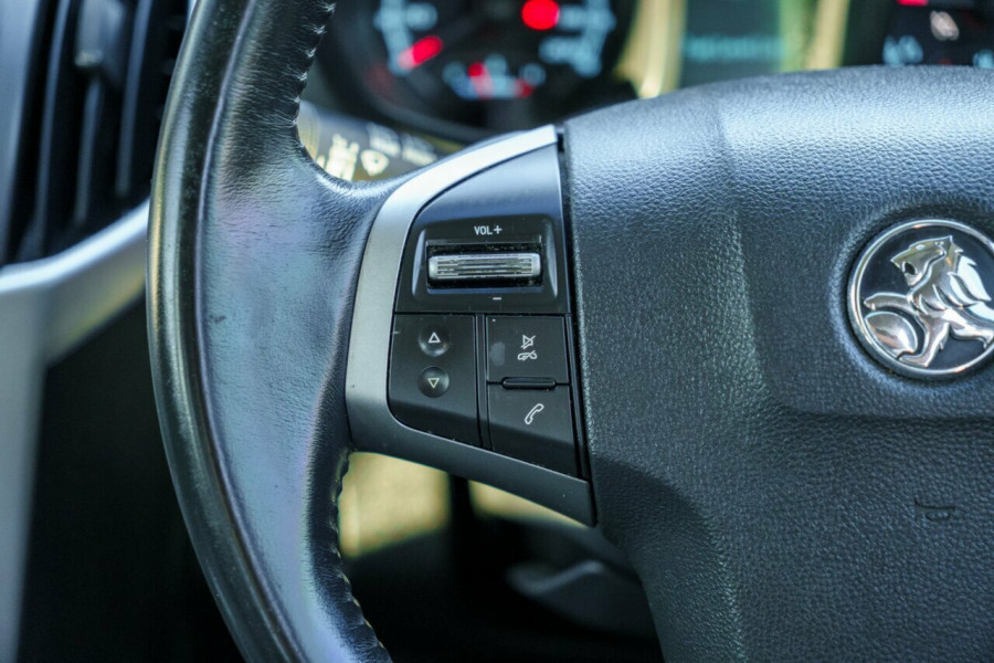 2014 Holden Colorado 7 RG LT Wagon Image 12