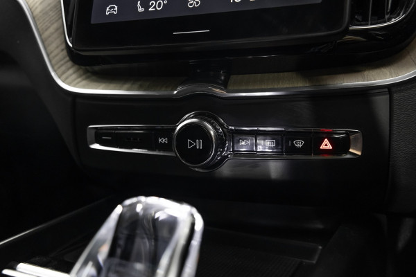 2026 Volvo XC60 UZ B5 Plus 2L Mild Hybrid AWD SUV Image 14