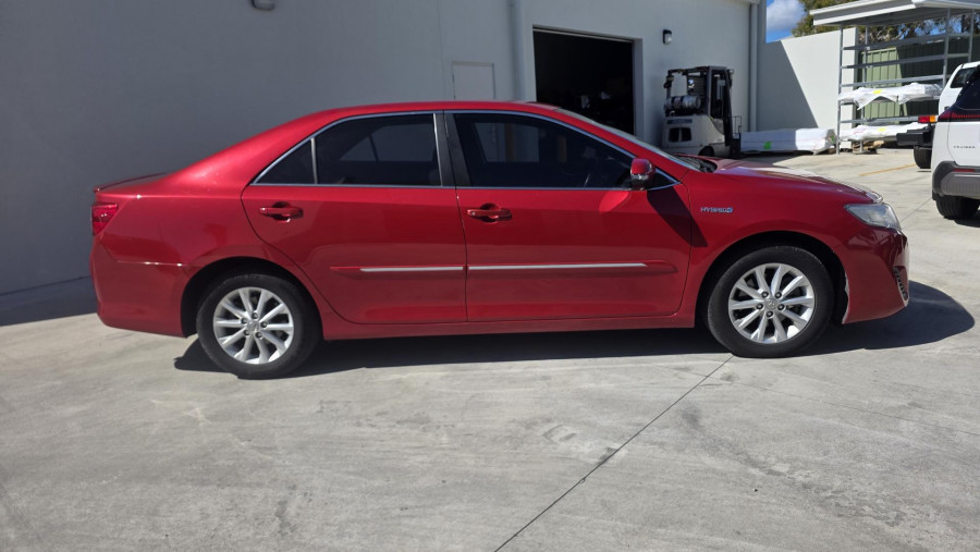 2013 Toyota Camry AVV50R SL Hybrid Sedan Image 2