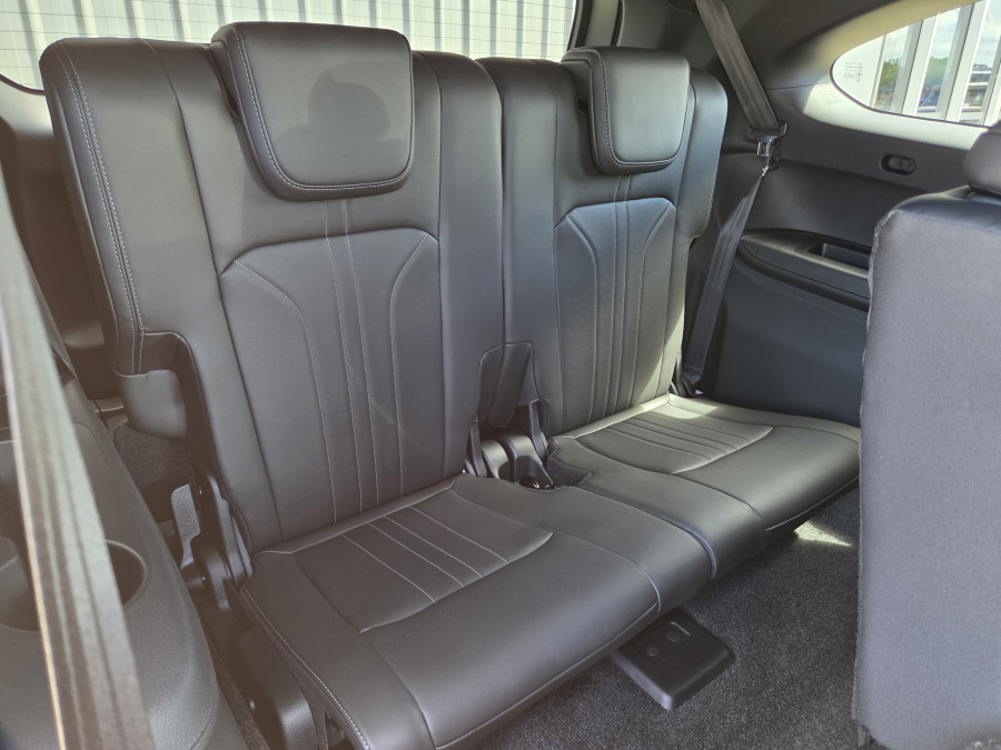 2025 MY25.5 Isuzu MU-X RJ LS-T SUV Image 11