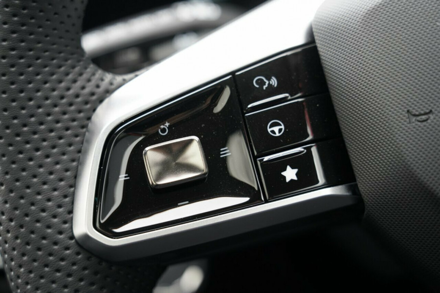 2025 MG HS AS33H Essence Hybrid+ SUV Image 15