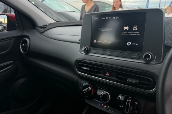 2021 Hyundai KONA OS.V4  SUV Image 9