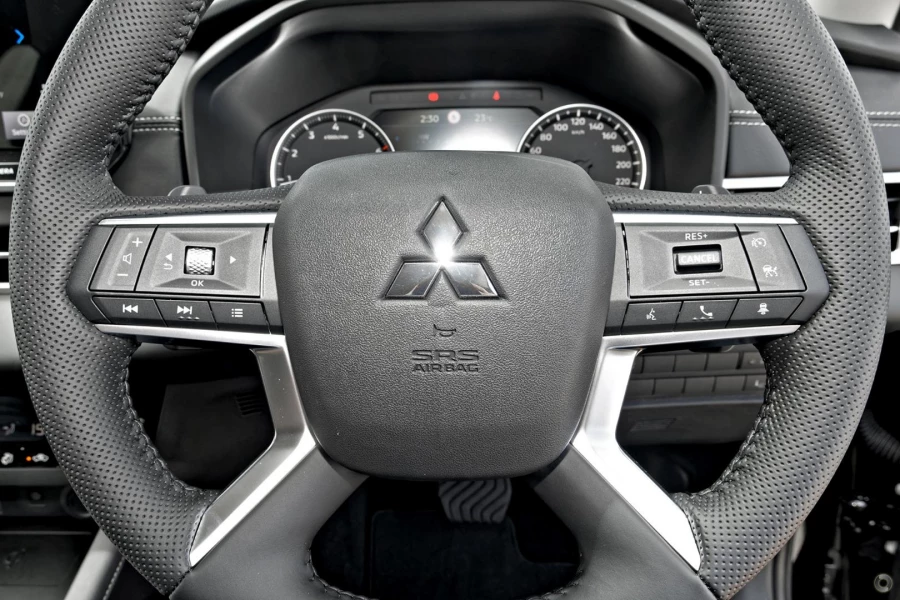 2025 MY24 Mitsubishi Outlander ZM Aspire SUV Image 14