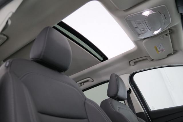 2018 Ford Escape Titanium 19 of 26