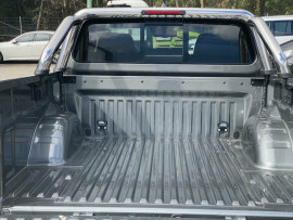 2024 Nissan Navara D23 ST Ute image 9