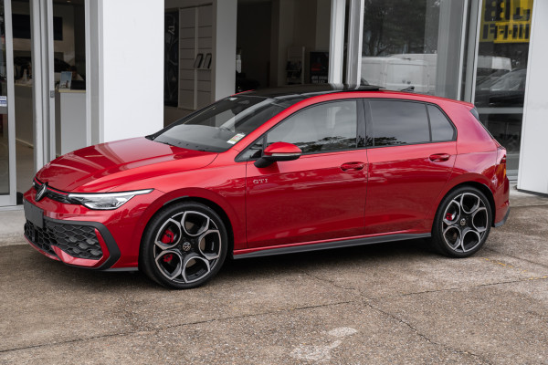 2026 Volkswagen Golf 8.5 GTI Hatch image 5