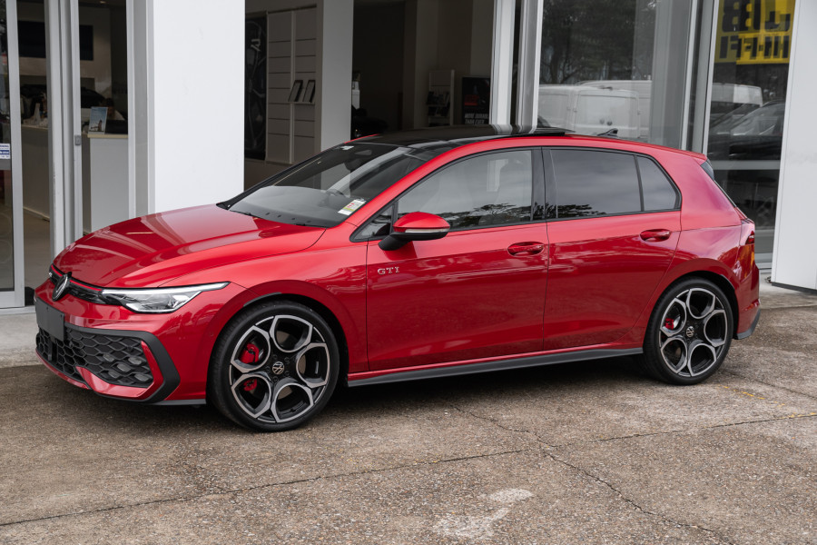 2026 Volkswagen Golf 8.5 GTI Hatch Image 5
