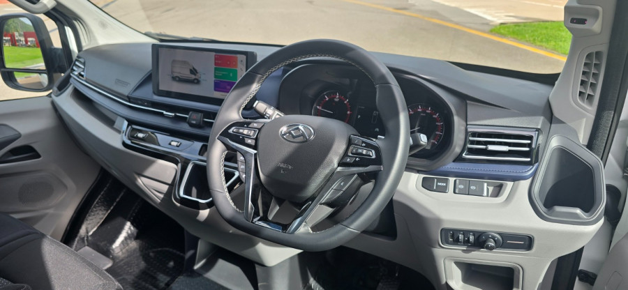 2025 LDV Deliver 9  Mid Roof LWB Van Image 15