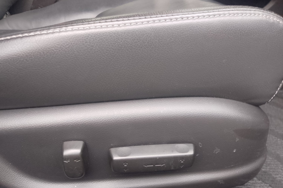 2012 Honda Accord Euro 8th Gen Luxury Sedan Image 21