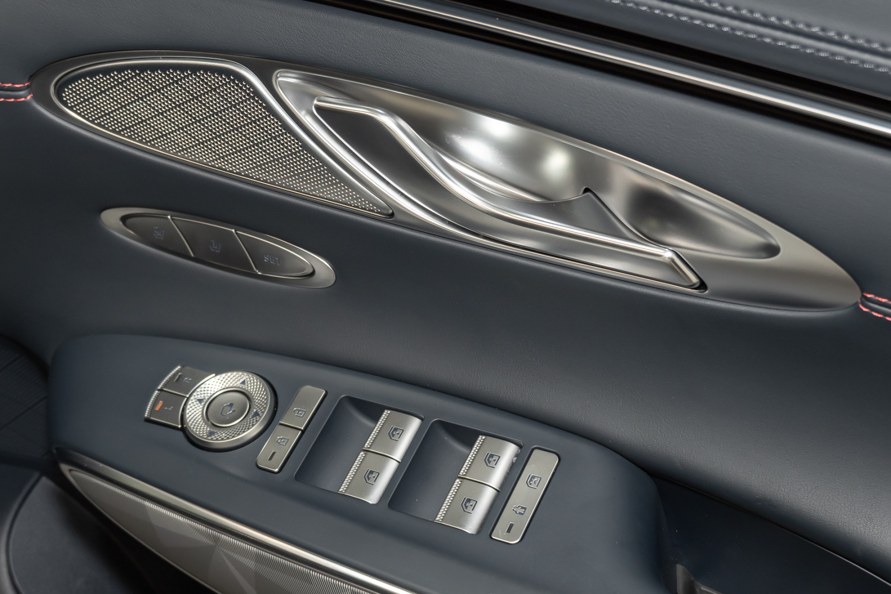 2023 Genesis Gv70 3.5t Awd Sport SUV Image 13