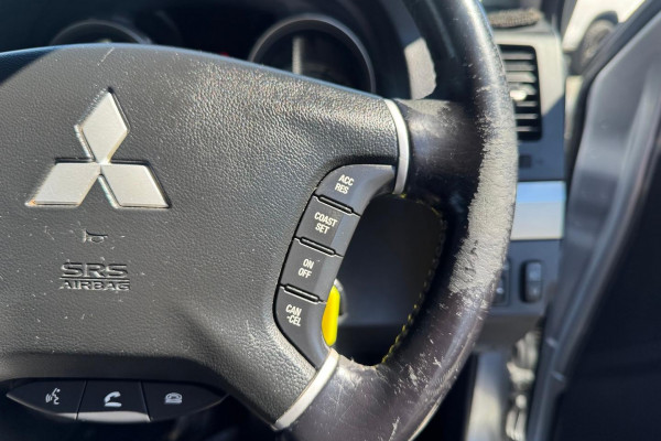 2010 Mitsubishi Pajero NT GLX SUV Image 22