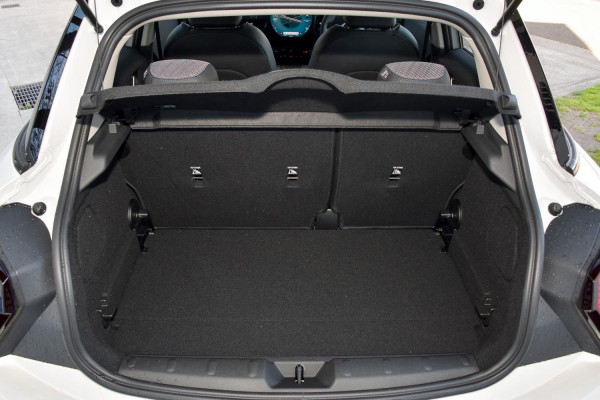 2026 MINI Cooper F65 C Classic Hatch image 21