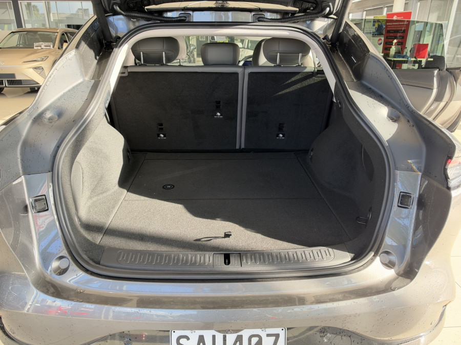 2026 MG IM6 Premium SUV Image 9