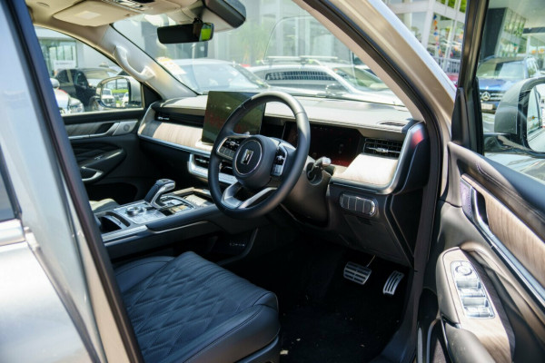 2026 GWM Tank 500 P03  Ultra Hi4-T PHEV SUV Image 16