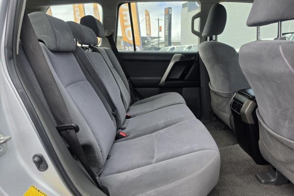 2013 Toyota LandCruiser Prado GDJ150R GX SUV Image 18