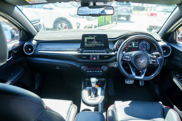 2021 MY22 Kia Cerato BD GT Hatch Image 18