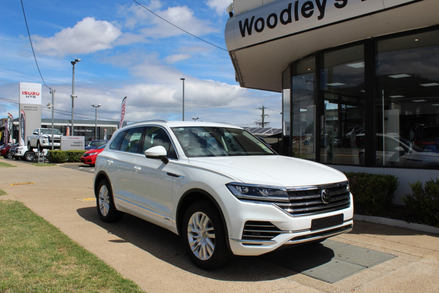 2020 MY21 Volkswagen Touareg CR 170TDI Suv Image 3