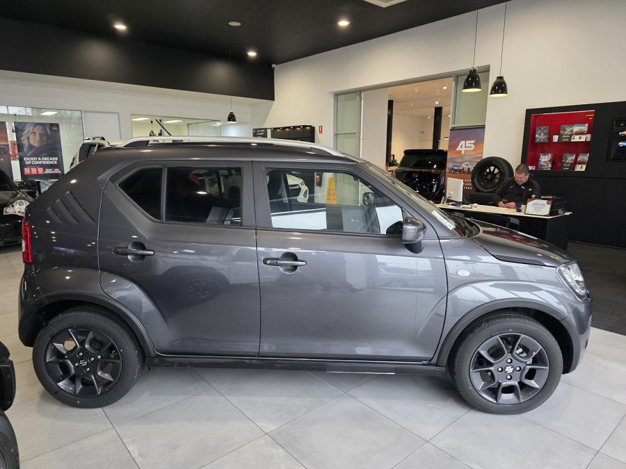 2024 Suzuki Ignis MF Series II GLX SUV Image 8