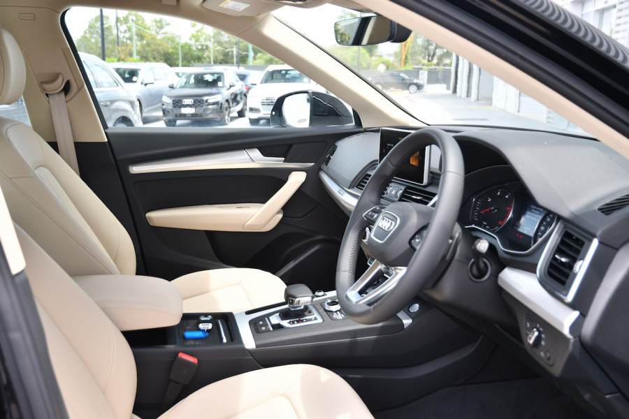 Demo 2019 Audi Q5 Brisbane A744602 Frizelle Sunshine