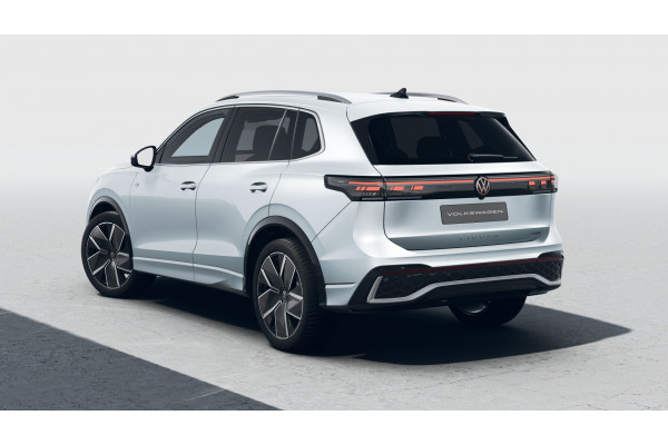 2026 Volkswagen Tiguan CT 195TSI R-Line SUV Image 3