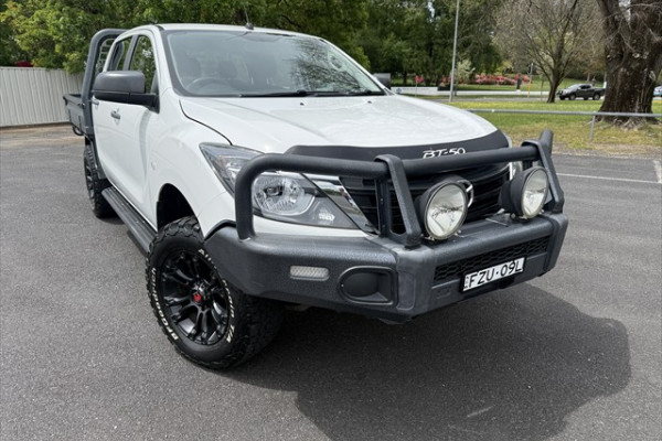 2018 Mazda BT-50 UR XT Cab Chassis Image 1