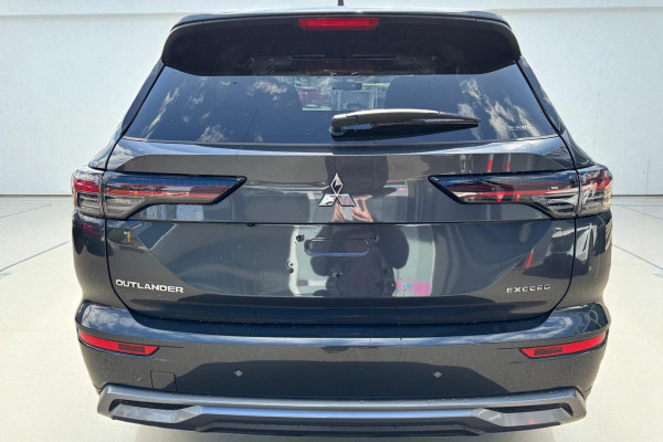 2025 Mitsubishi Outlander ZM Exceed SUV Image 6