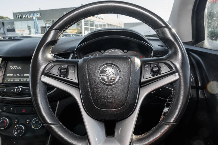 2018 MY19 Holden Trax TJ LS SUV Image 10