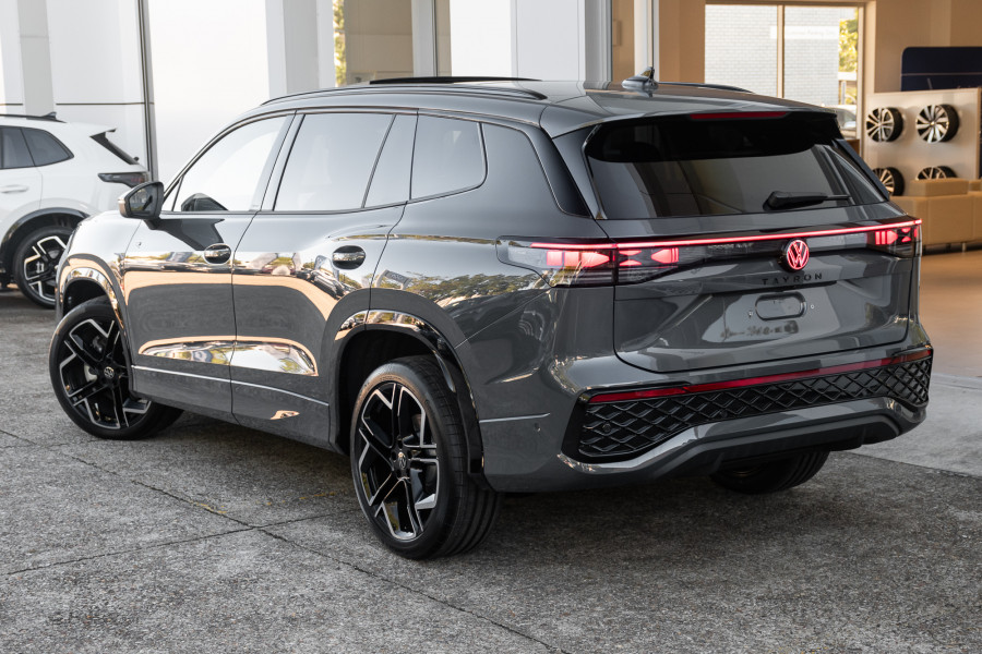 2025 MY26 Volkswagen Tayron R4 195TSI R-Line SUV Image 2