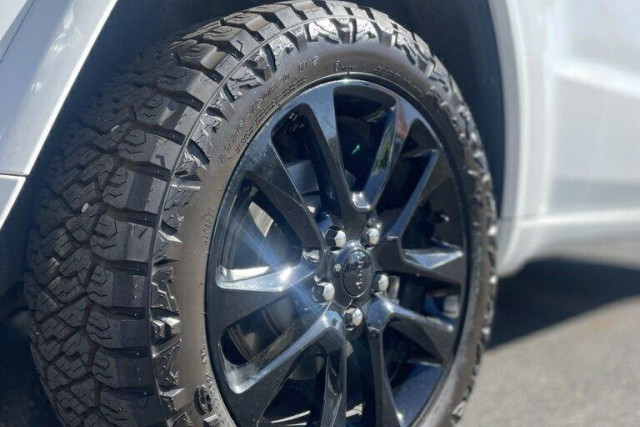 2020 MY21 Jeep Grand Cherokee WK Night Eagle SUV Image 8