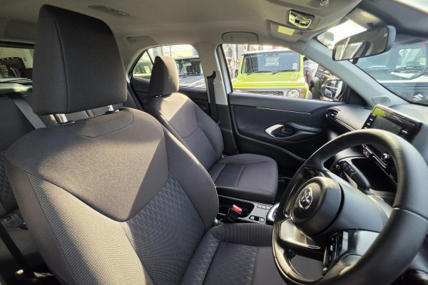 2023 Toyota Yaris Cross MXPB10R GX SUV Image 15
