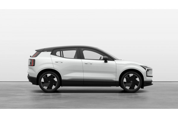 2025 Volvo EX30  Twin Motor Performance Ultra SUV Image 5