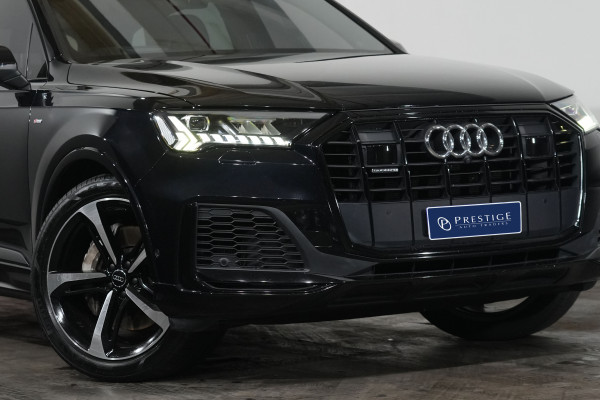 2020 Audi Q7 50 TDI S Line SUV image 2
