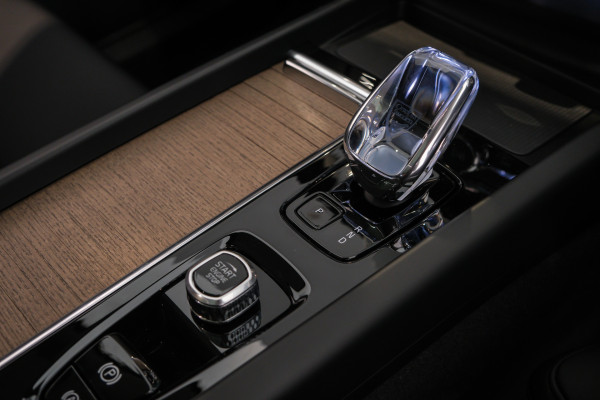 2026 Volvo XC60 UZ Plus B5 Bright SUV Image 13