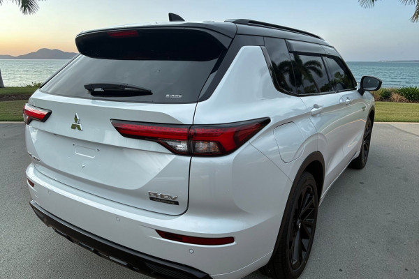 2025 MY24 Mitsubishi Outlander ZM PHEV GSR SUV Image 6