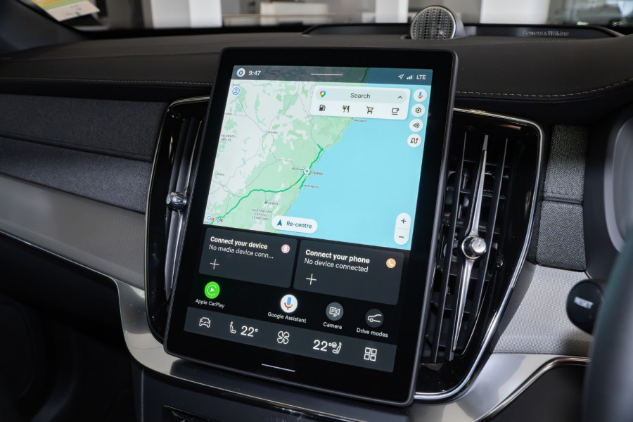 2026 Volvo XC90 L Series  Black Edition SUV Image 18