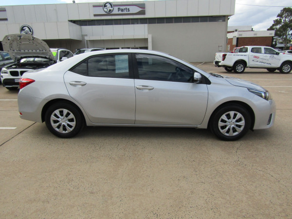 2015 Toyota Corolla ZRE172R Ascent Sedan