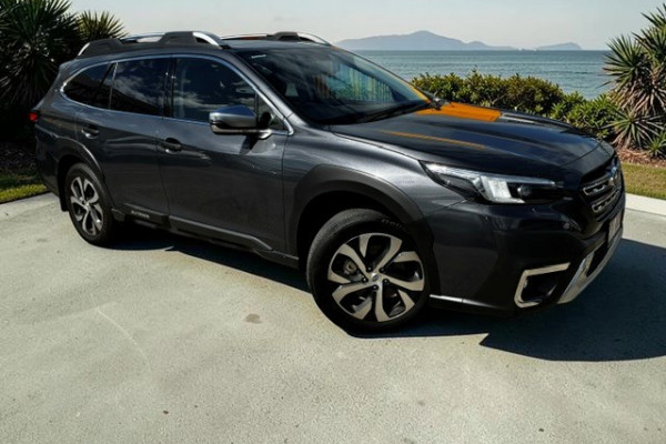 2022 Subaru Outback 6GEN AWD Touring SUV Image 1