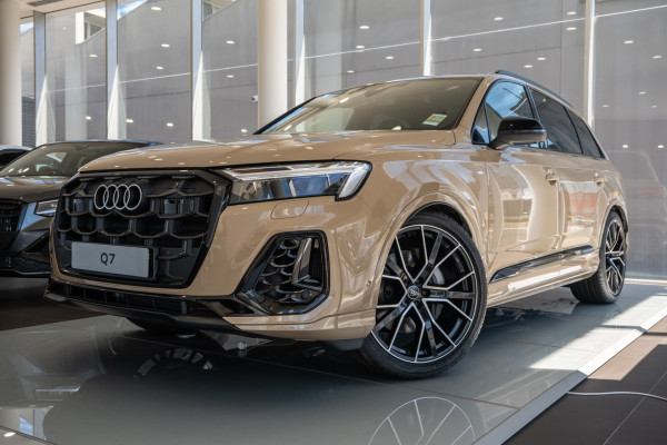 Audi Q7 50 TDI S line 4M