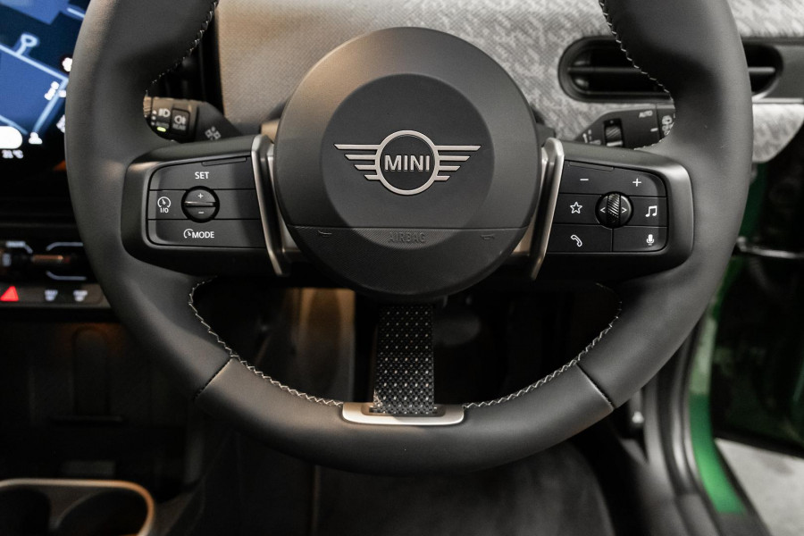 2026 MINI Cooper F66 S Favoured Hatch