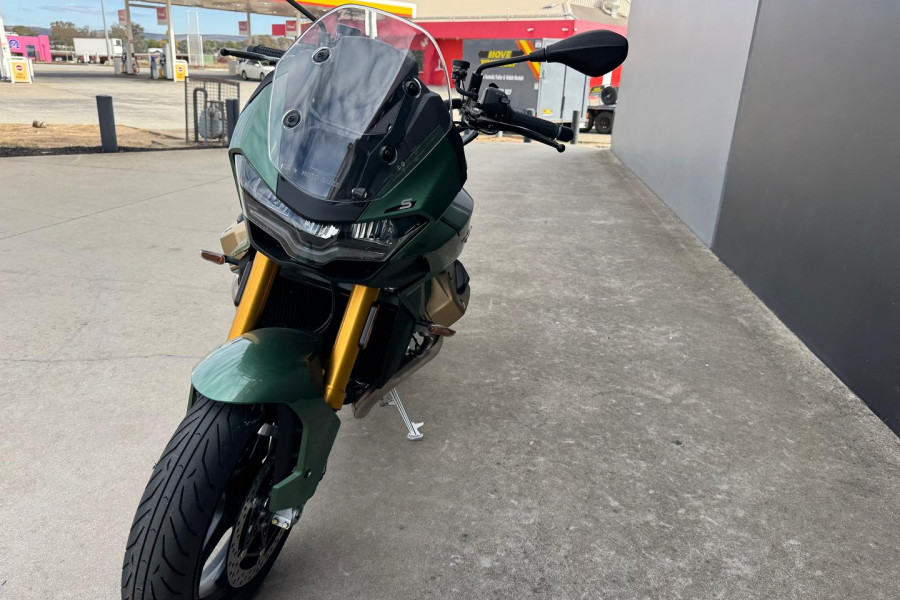2023 Moto Guzzi V100 Mandello S V100 Image 17