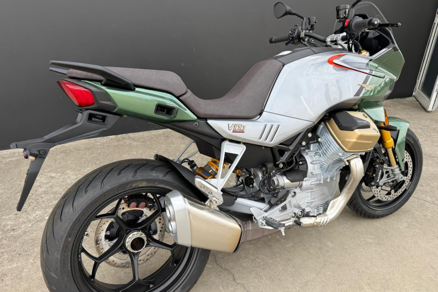 2023 Moto Guzzi V100 Mandello S V100 Image 6