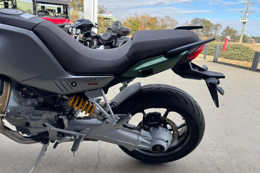 2023 Moto Guzzi V100 Mandello S V100 Image 12