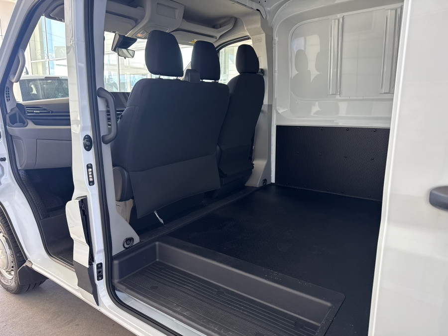 2026 MY24 LDV Deliver 9  Mid Roof LWB Van Image 8